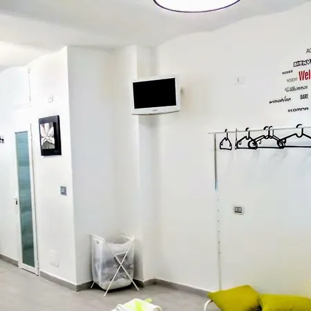 House Mattia Apartment *